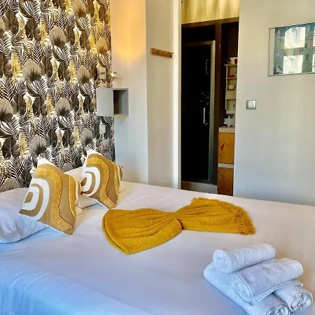 Le Splendide Yourhosthelper * Ницца